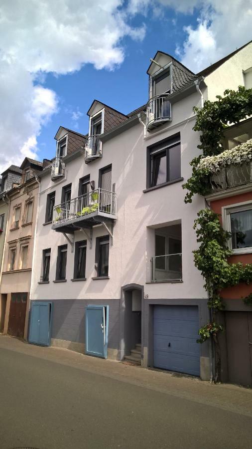 Mosel Ausblick Apartment เซลล์อันแดร์โมเซล ภายนอก รูปภาพ