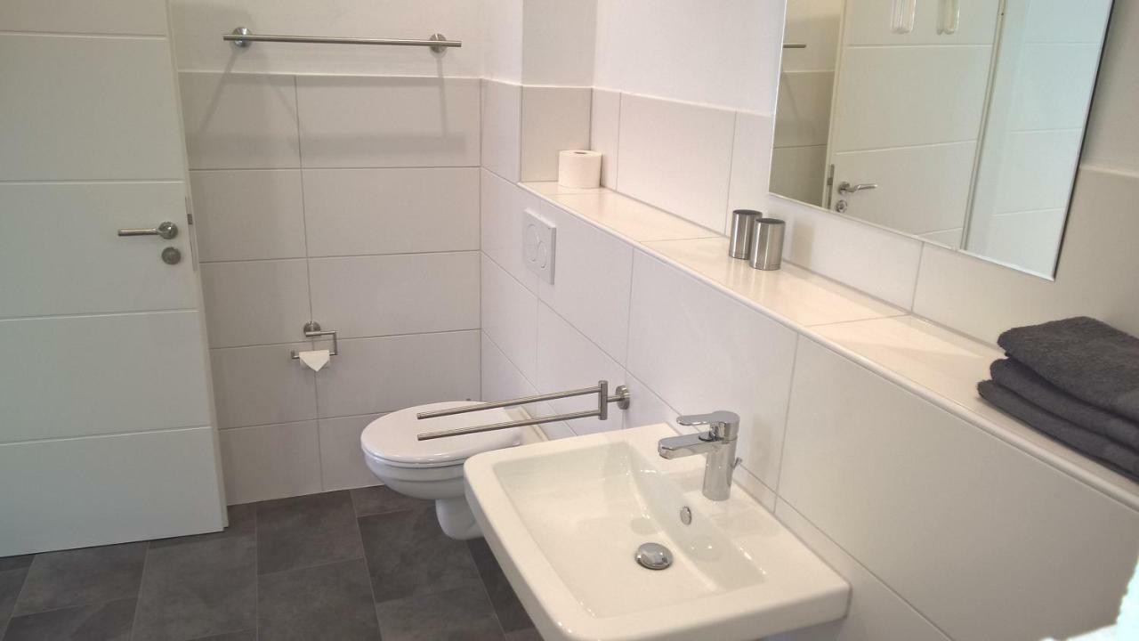 Mosel Ausblick Apartment เซลล์อันแดร์โมเซล ภายนอก รูปภาพ