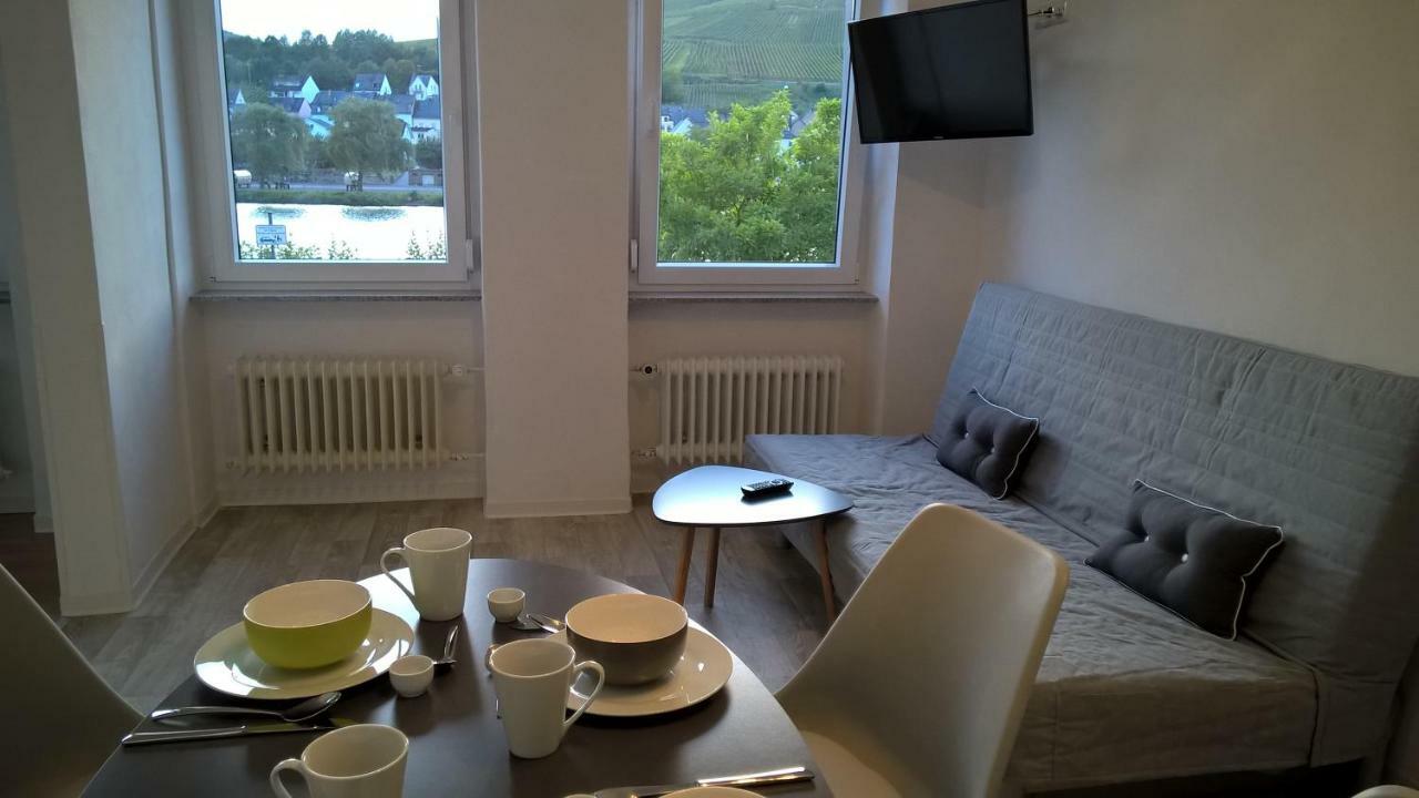 Mosel Ausblick Apartment เซลล์อันแดร์โมเซล ภายนอก รูปภาพ