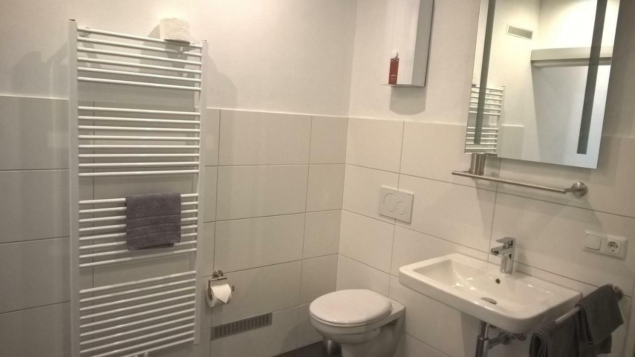 Mosel Ausblick Apartment เซลล์อันแดร์โมเซล ภายนอก รูปภาพ
