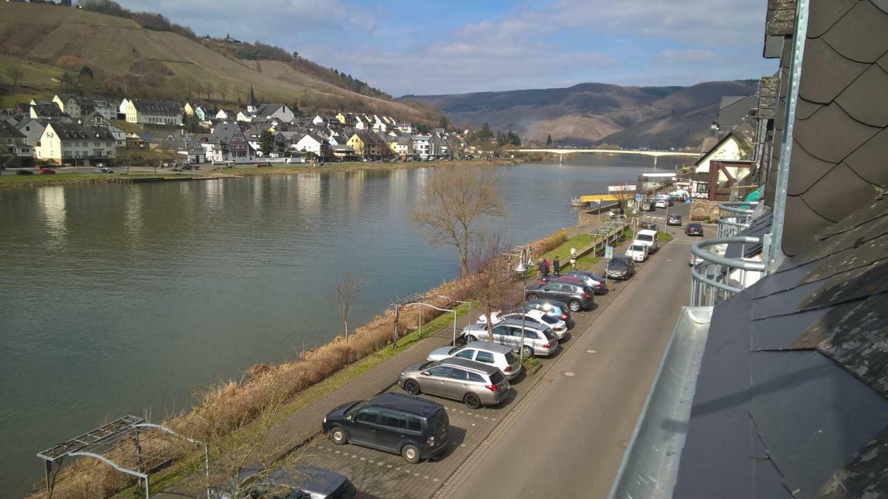 Mosel Ausblick Apartment เซลล์อันแดร์โมเซล ภายนอก รูปภาพ